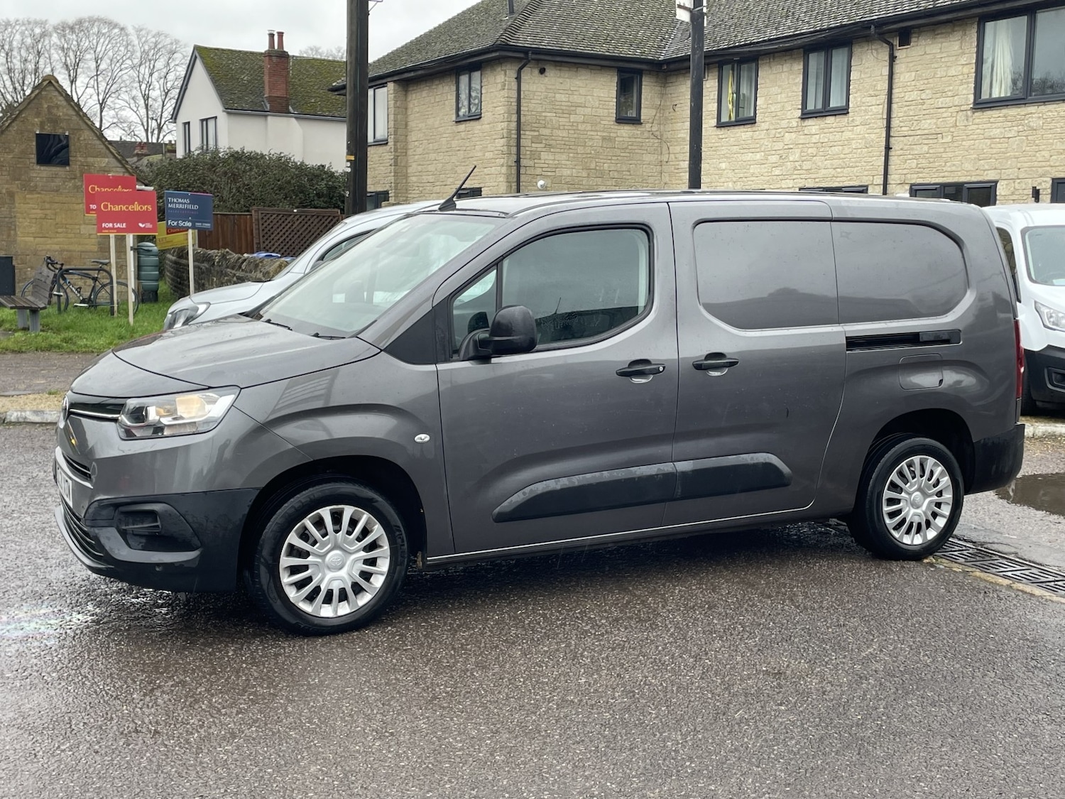 Used Toyota ProAce 2021 for sale - 77296813: Photo 2