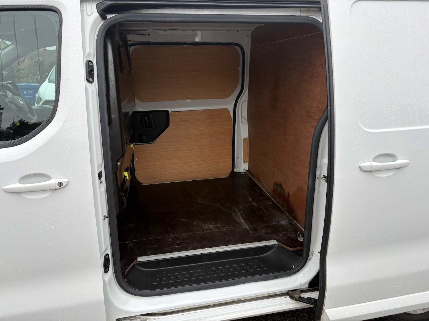 Used Vauxhall Vivaro 2019 for sale - 77363644: Photo 12