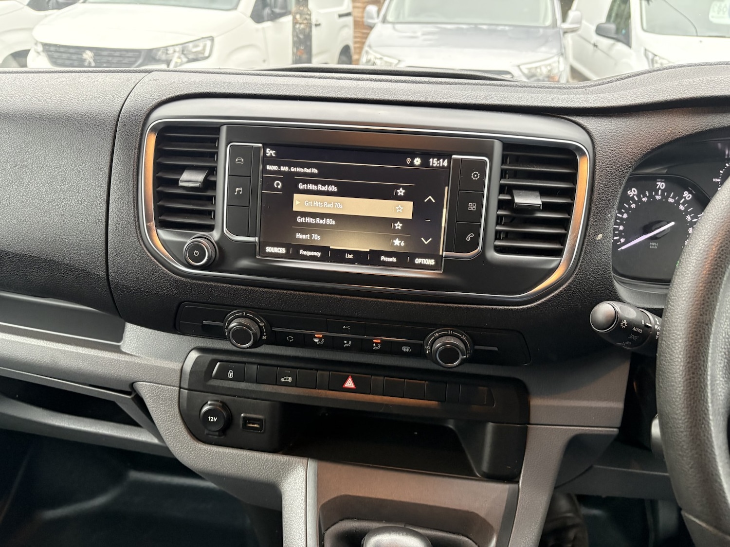 Used Vauxhall Vivaro 2019 for sale - 77363644: Photo 17