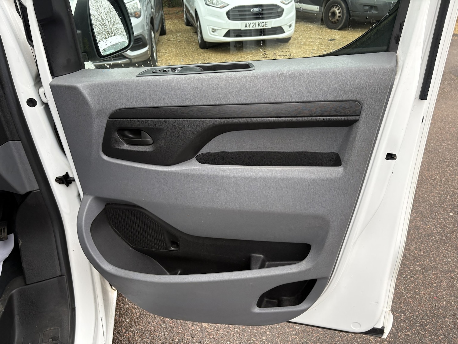 Used Vauxhall Vivaro 2019 for sale - 77363644: Photo 20
