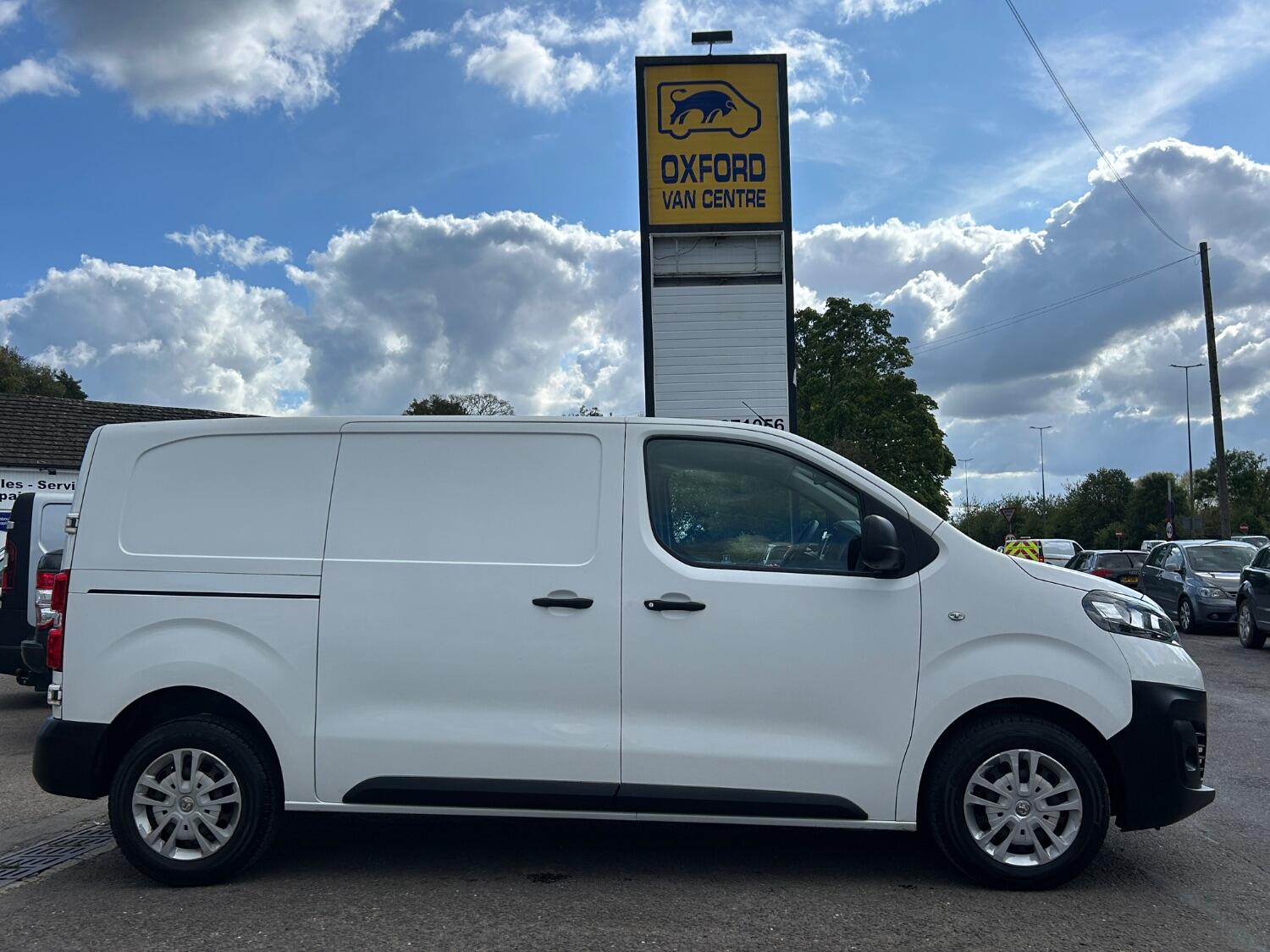Used Vauxhall Vivaro 2019 for sale - 76030732: Photo 6