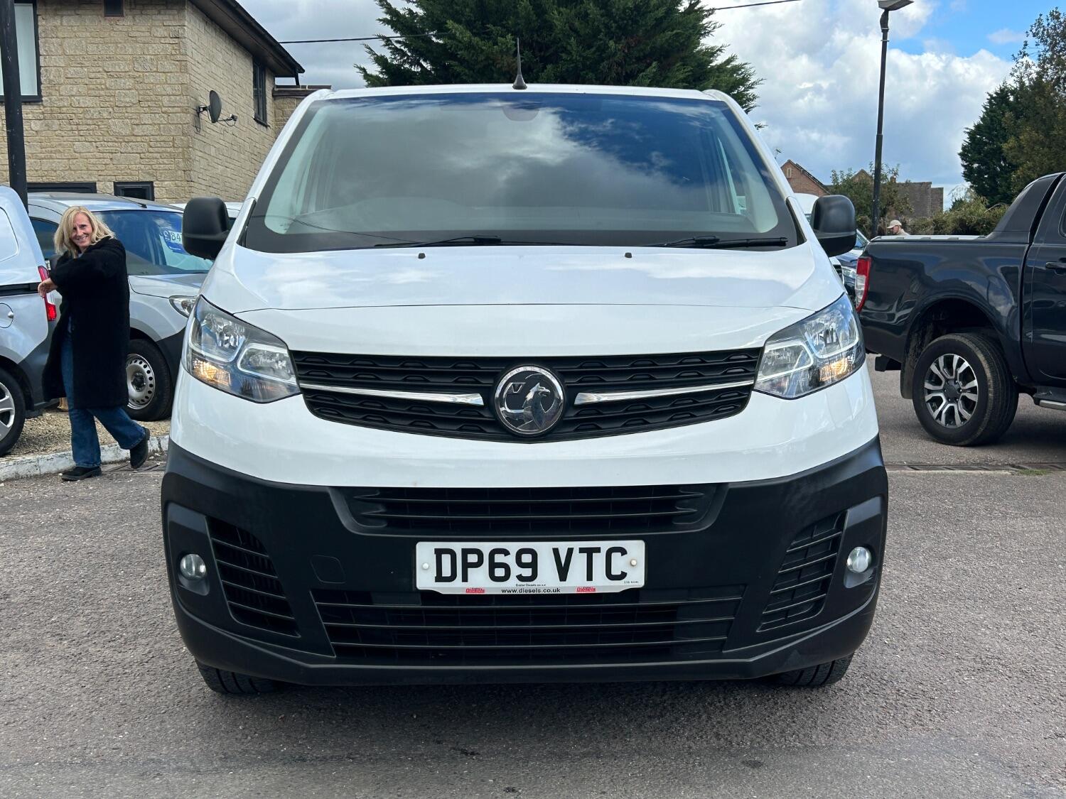 Used Vauxhall Vivaro 2019 for sale - 76030732: Photo 8