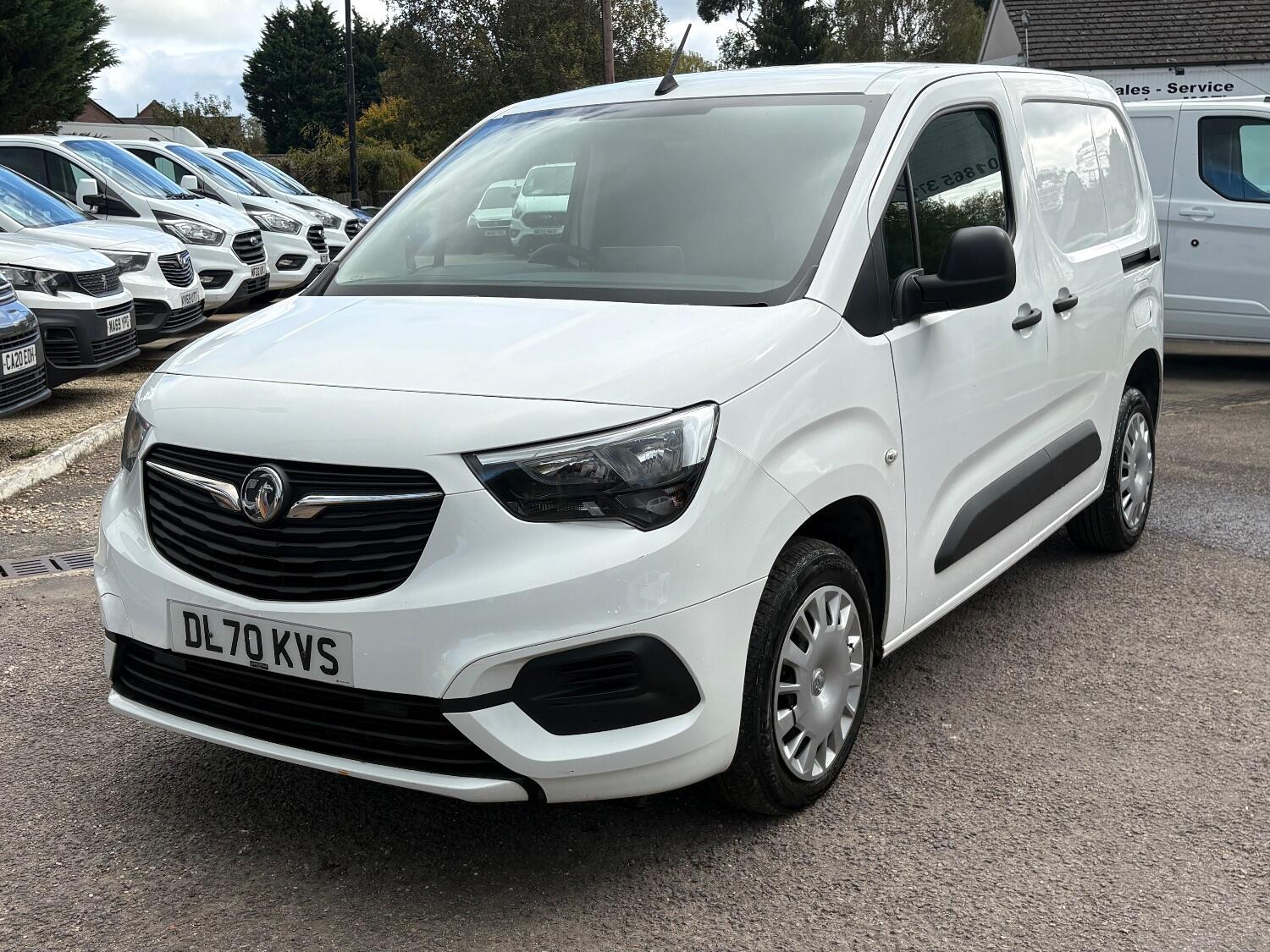 Used Vauxhall Combo 2020 for sale - 76164500: Photo 1