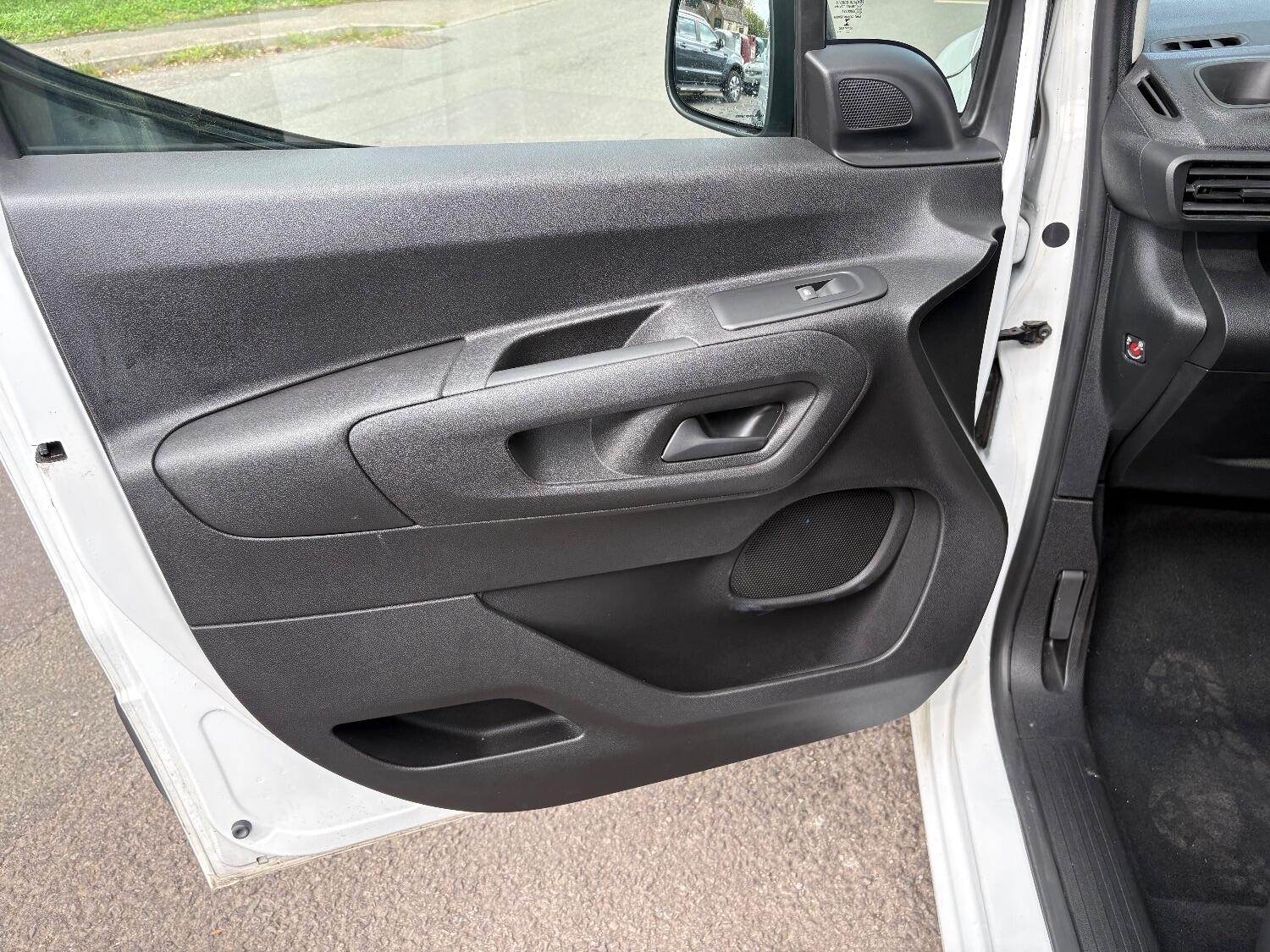 Used Vauxhall Combo 2020 for sale - 76164500: Photo 11