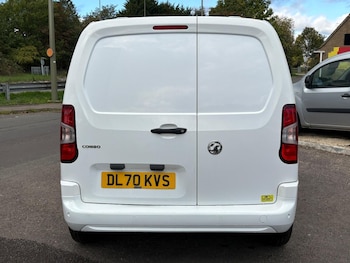 Used Vauxhall Combo 2020 for sale - 76164500: Photo