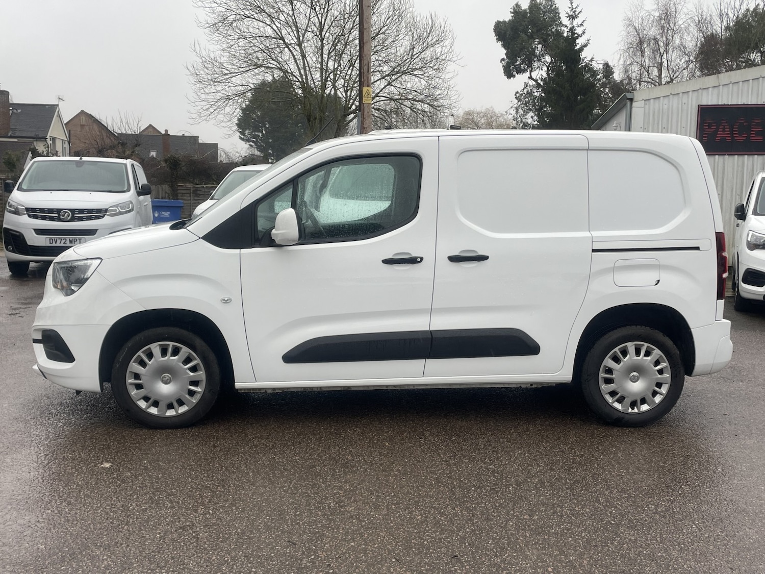 Used Vauxhall Combo 2021 for sale - 77417478: Photo 2