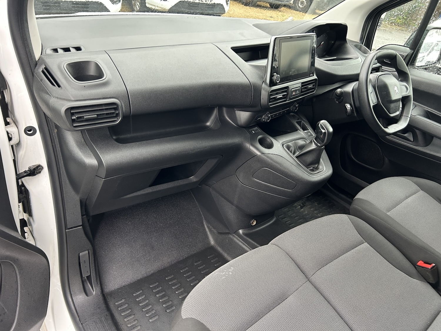 Used Peugeot Partner 2019 for sale - 76799145: Photo 10