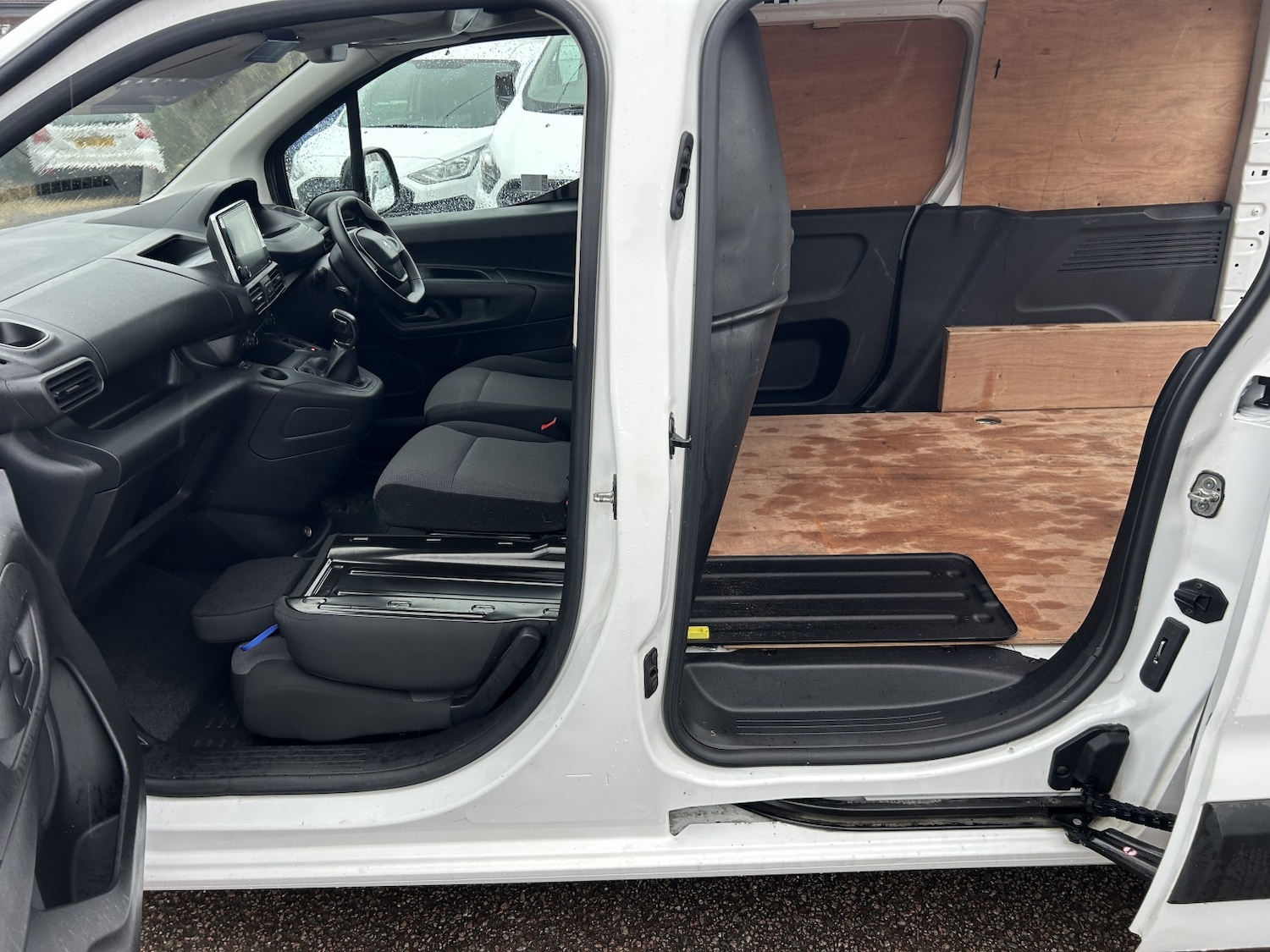 Used Peugeot Partner 2019 for sale - 76799145: Photo 14