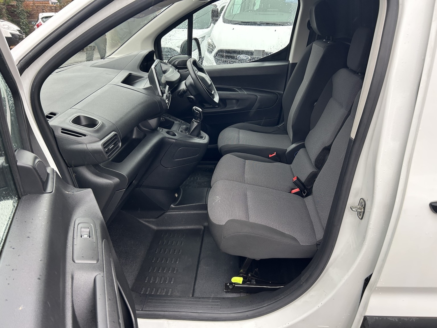 Used Peugeot Partner 2019 for sale - 76799145: Photo 9