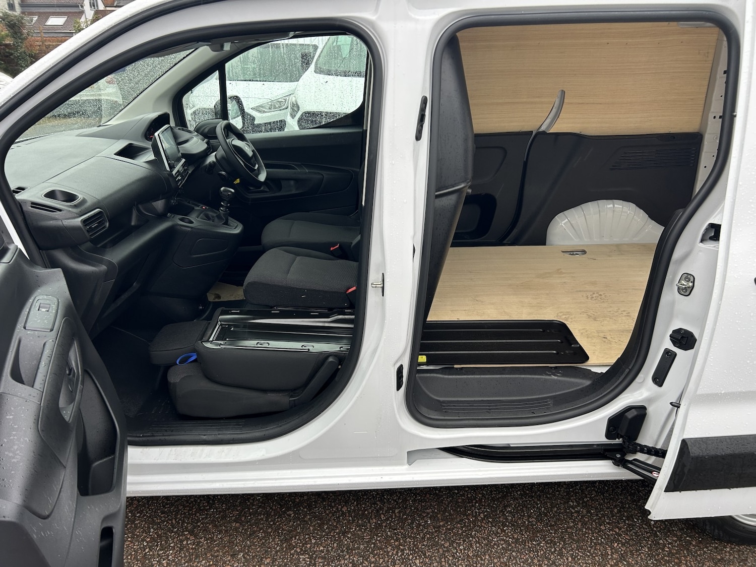 Used Peugeot Partner 2024 for sale - 77189366: Photo 13