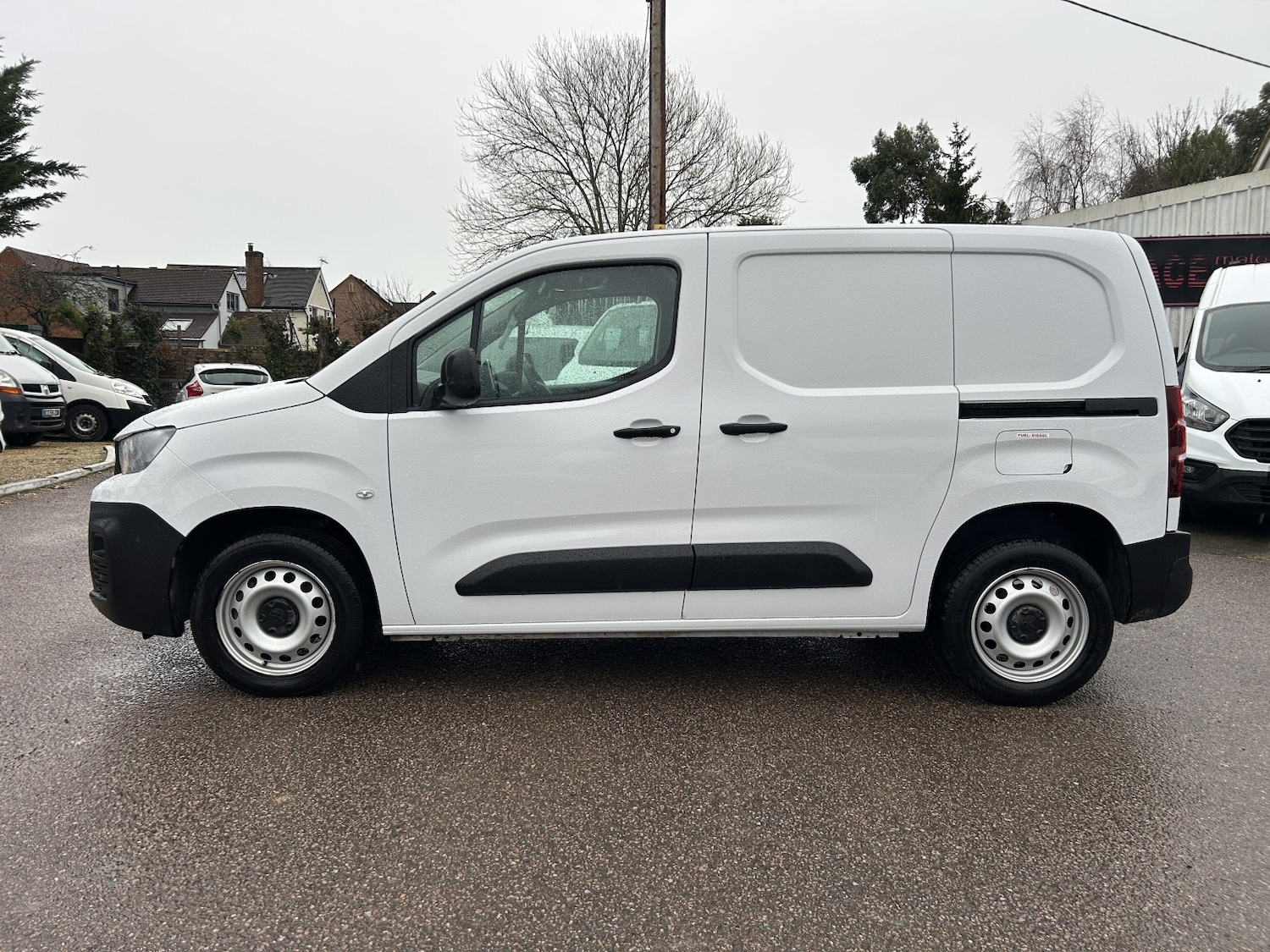 Used Peugeot Partner 2024 for sale - 77189366: Photo 2