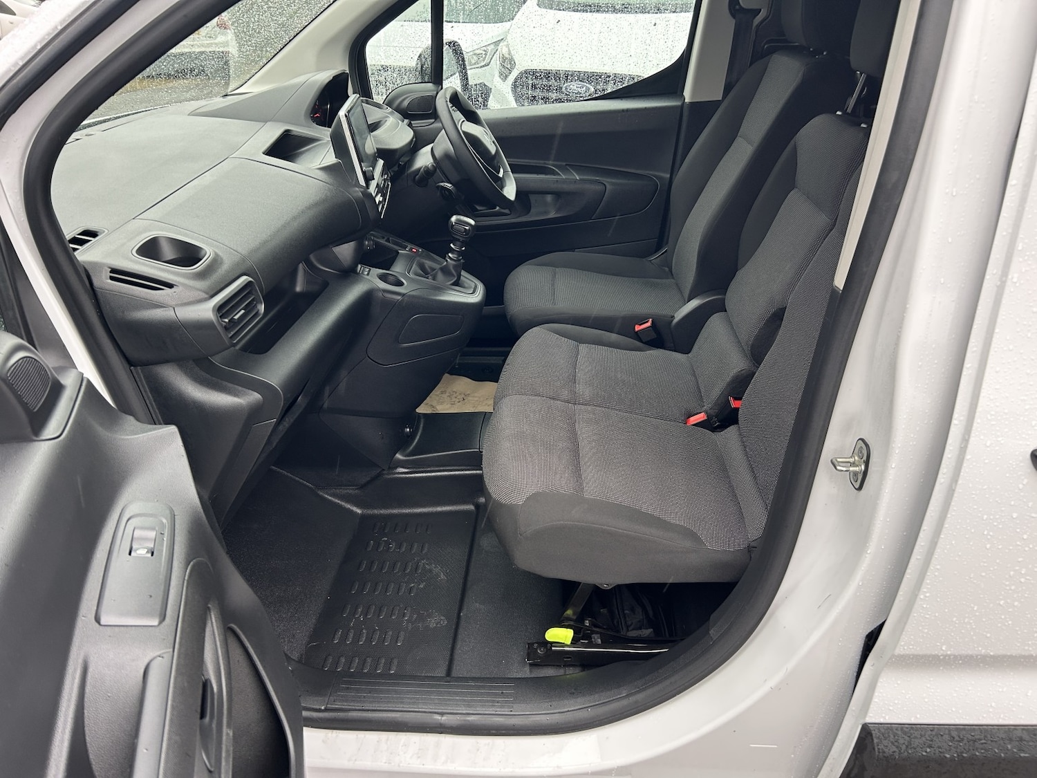 Used Peugeot Partner 2024 for sale - 77189366: Photo 9