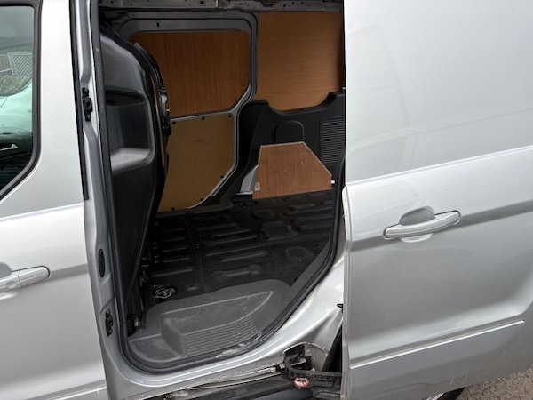 Used Ford Transit Connect 2020 for sale - 76120274: Photo 11