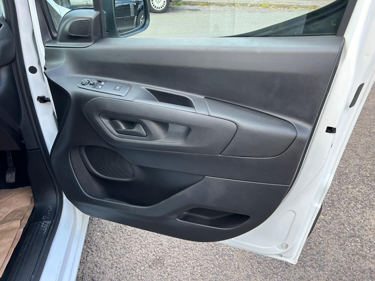 Used Vauxhall Combo 2021 for sale - 77464860: Photo 22