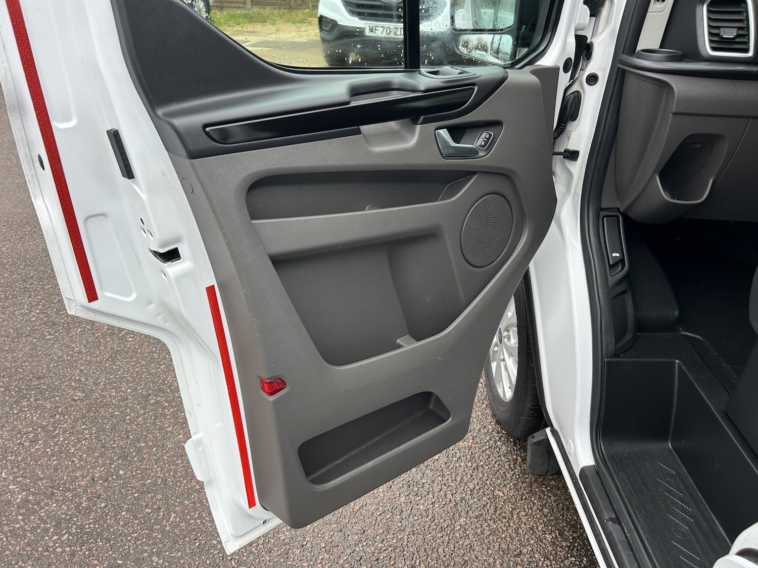 Used Ford Transit Custom 2022 for sale - 76536850: Photo 14