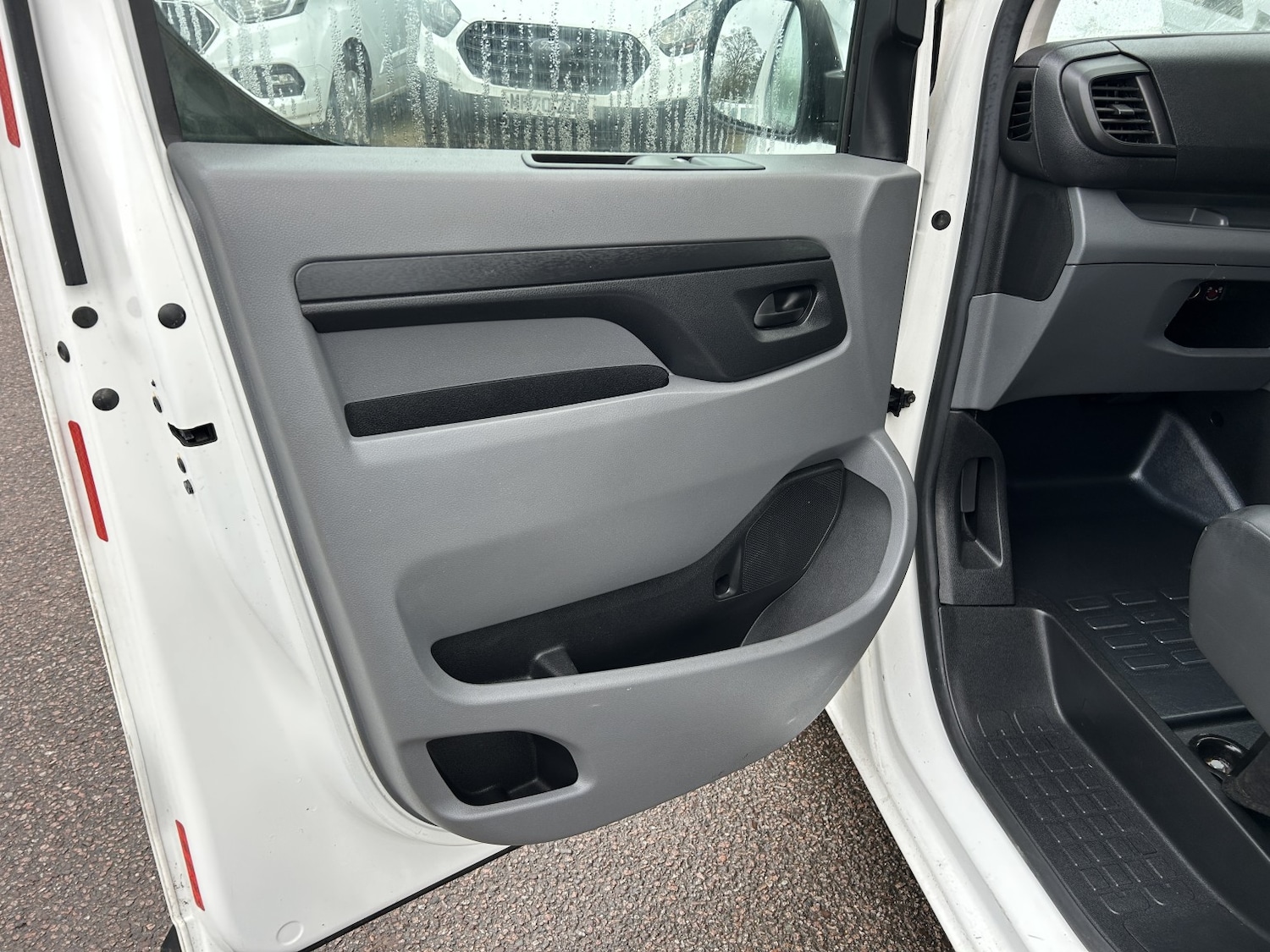 Used Vauxhall Vivaro 2019 for sale - 76897007: Photo 12