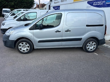 Used Peugeot Partner 2018 for sale - 75529750: Photo