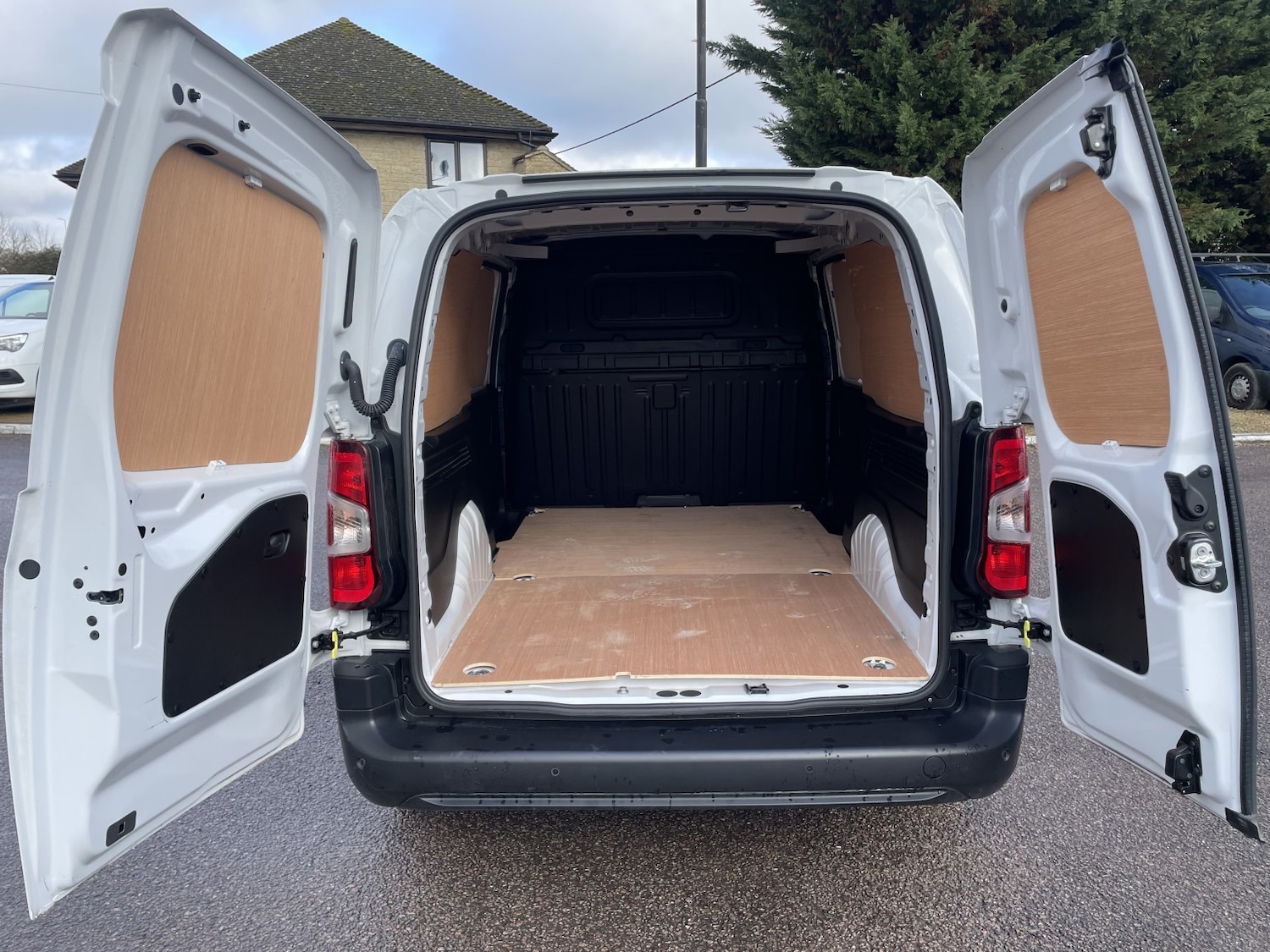 Used Vauxhall Combo 2024 for sale - 77438394: Photo 13