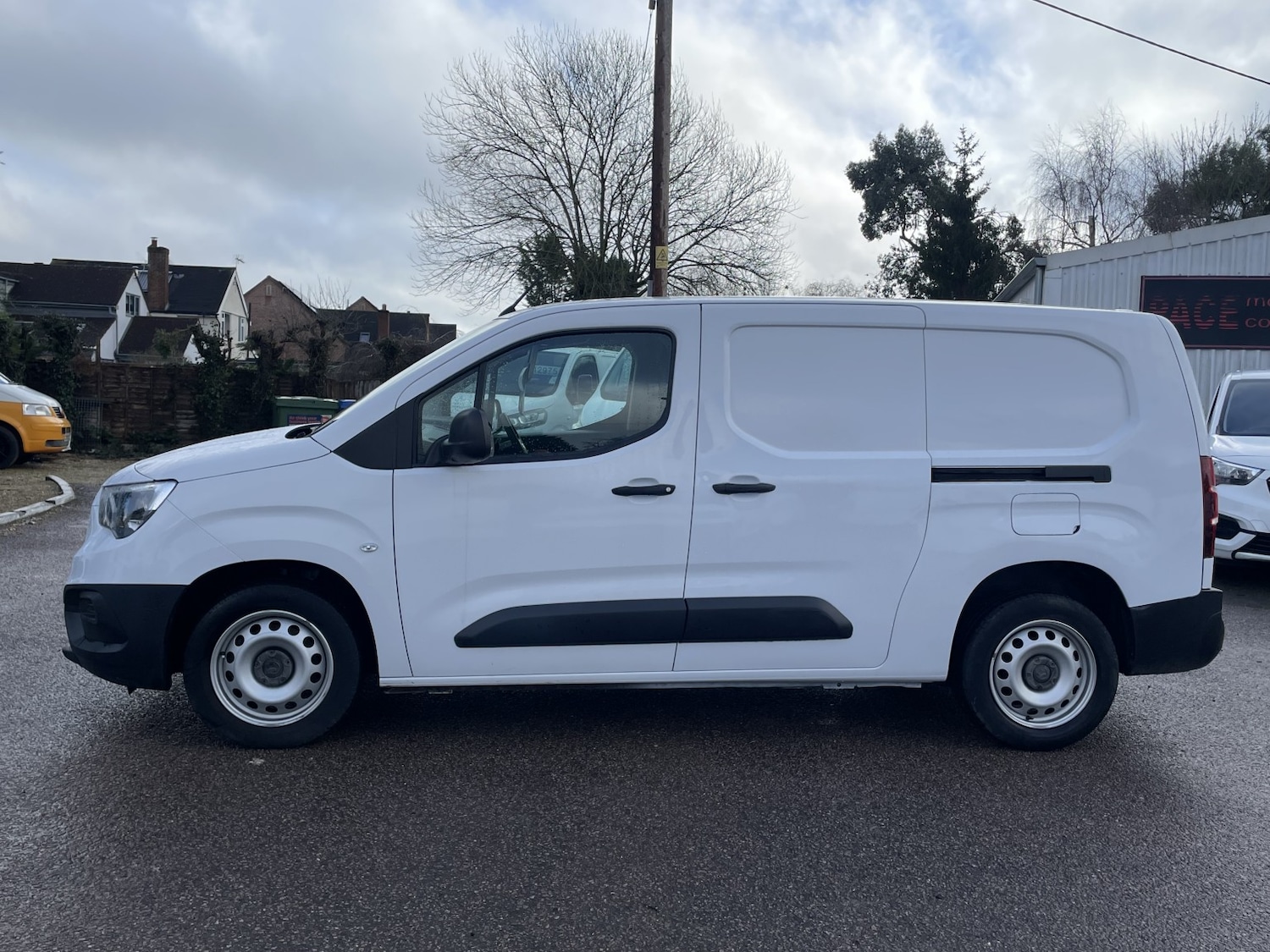 Used Vauxhall Combo 2024 for sale - 77438394: Photo 2