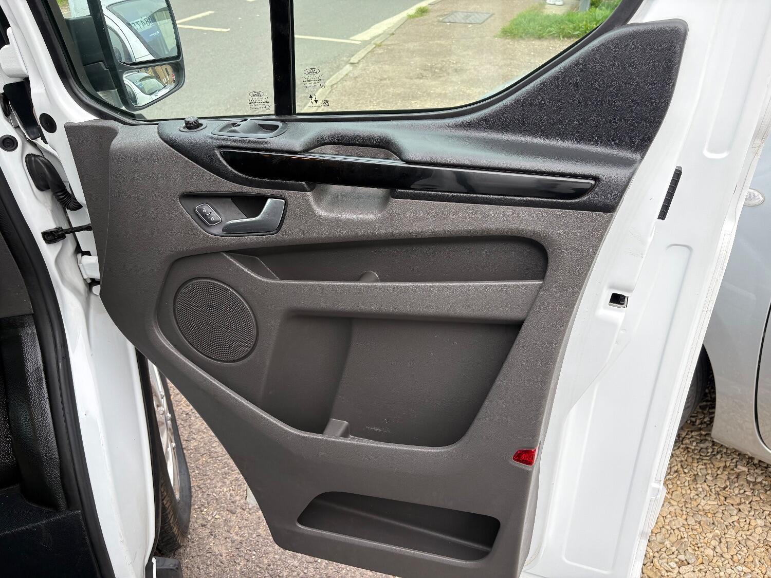 Used Ford Transit Custom 2022 for sale - 76198219: Photo 10