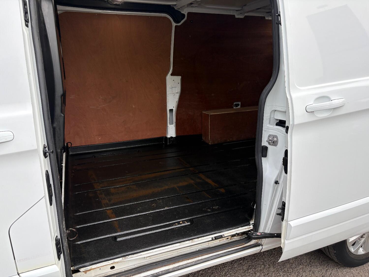 Used Ford Transit Custom 2022 for sale - 76198219: Photo 11