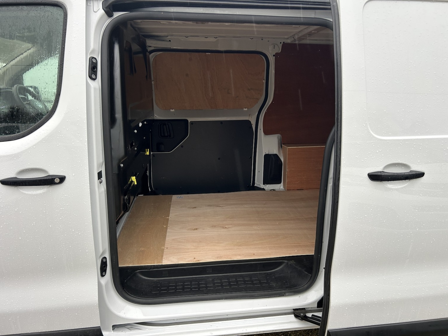 Used Vauxhall Vivaro 2022 for sale - 77154439: Photo 13