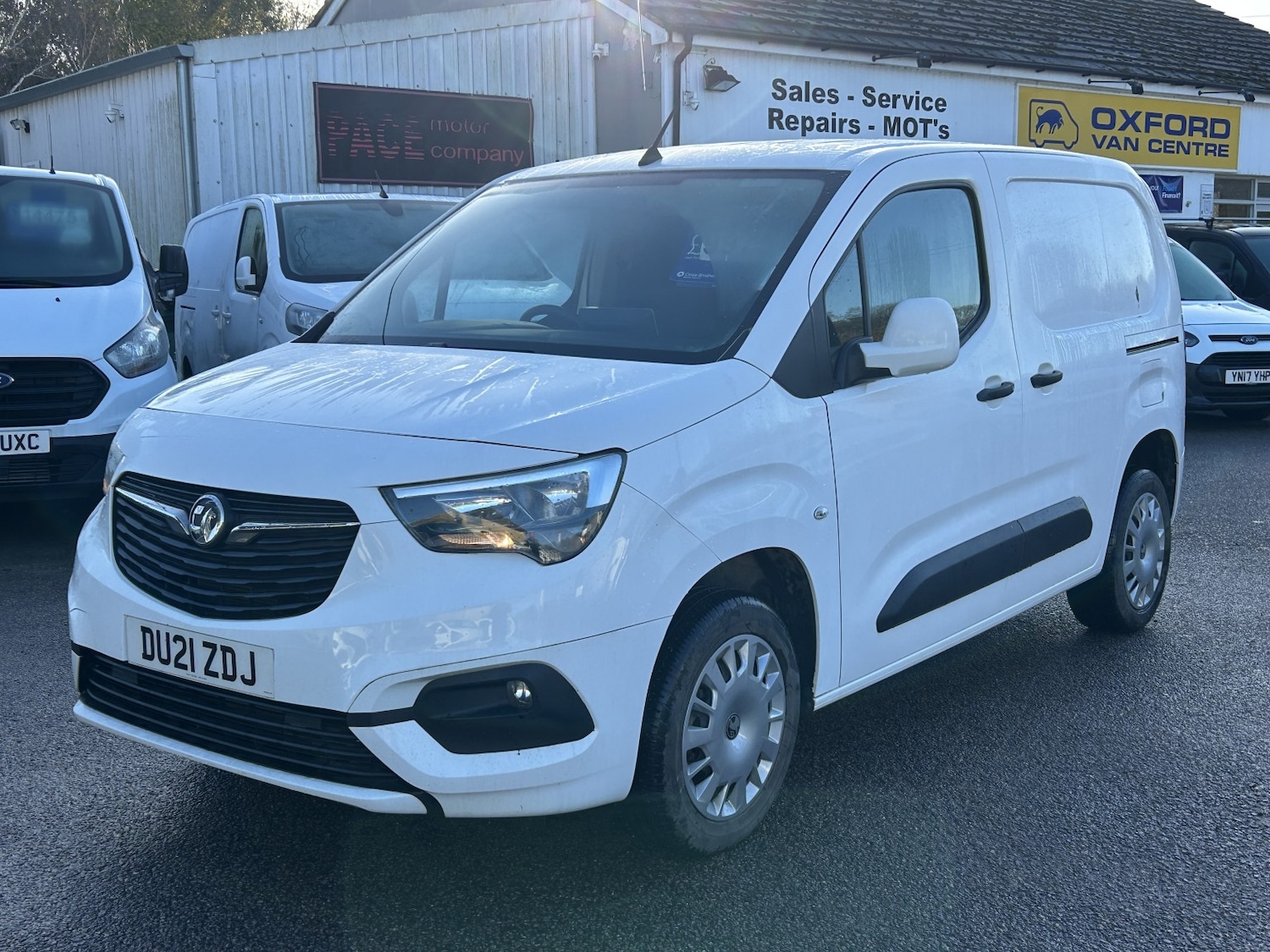 Used Vauxhall Combo 2021 for sale - 76777047: Photo 1