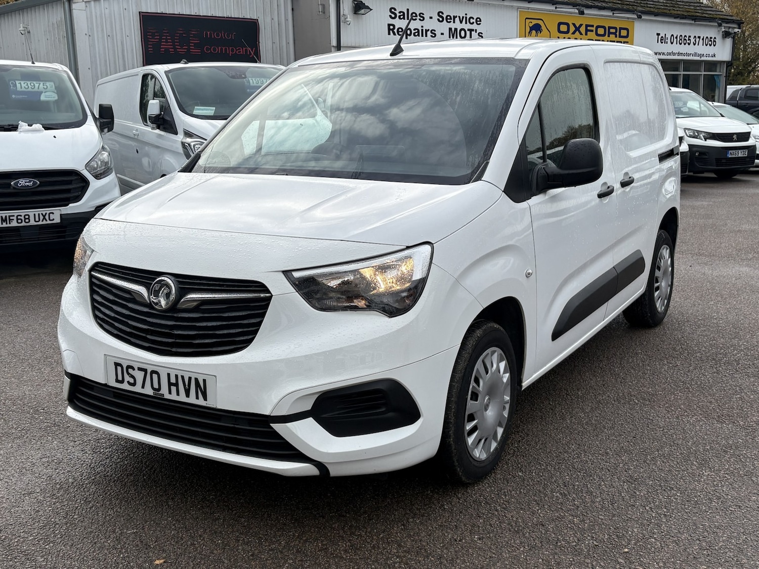 Used Vauxhall Combo 2020 for sale - 76536708: Photo 1