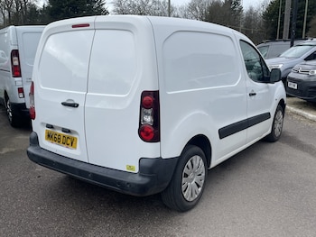 Used Citroen Berlingo 2018 for sale - 77851408: Photo