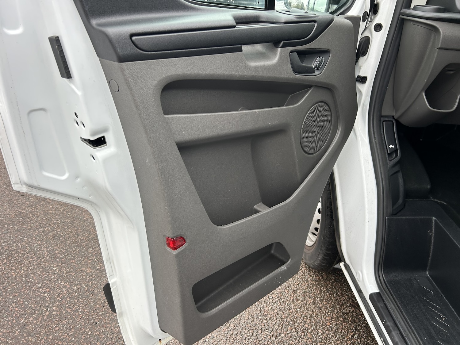 Used Ford Transit Custom 2020 for sale - 76547907: Photo 12