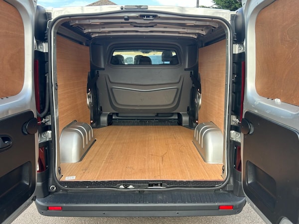 Used Vauxhall Vivaro 2018 for sale - 76040968: Photo 13