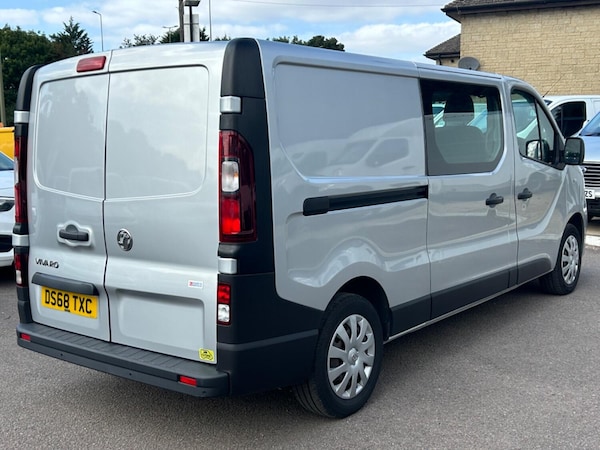 Used Vauxhall Vivaro 2018 for sale - 76040968: Photo 5