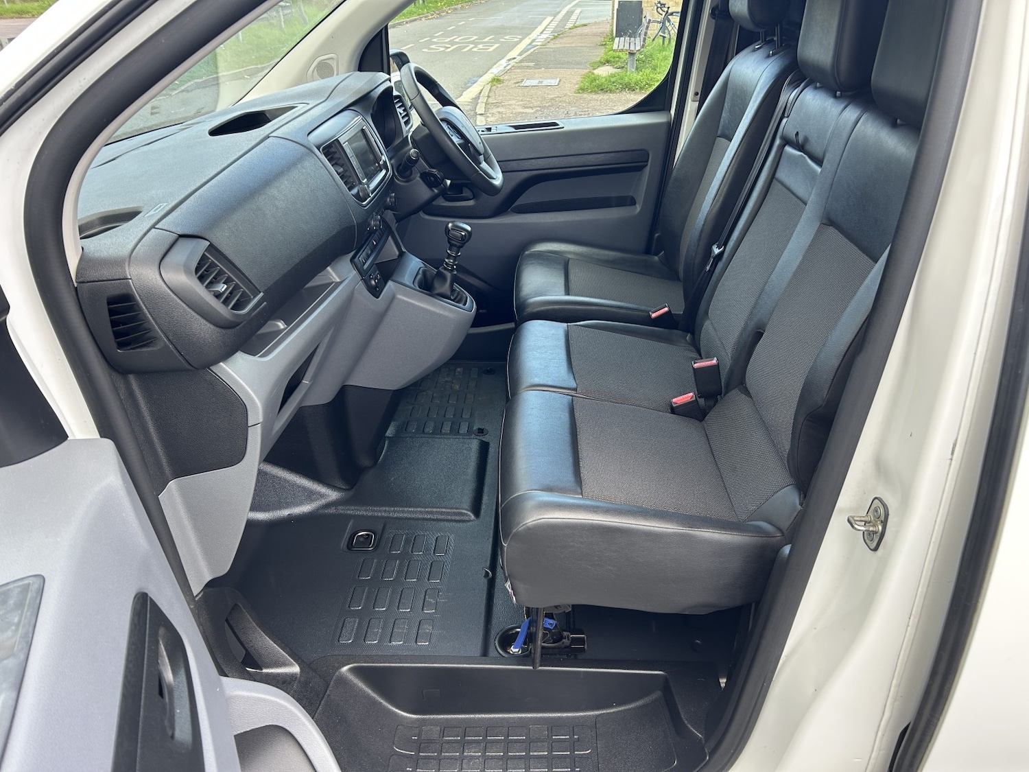 Used Peugeot Expert 2020 for sale - 76231805: Photo 8