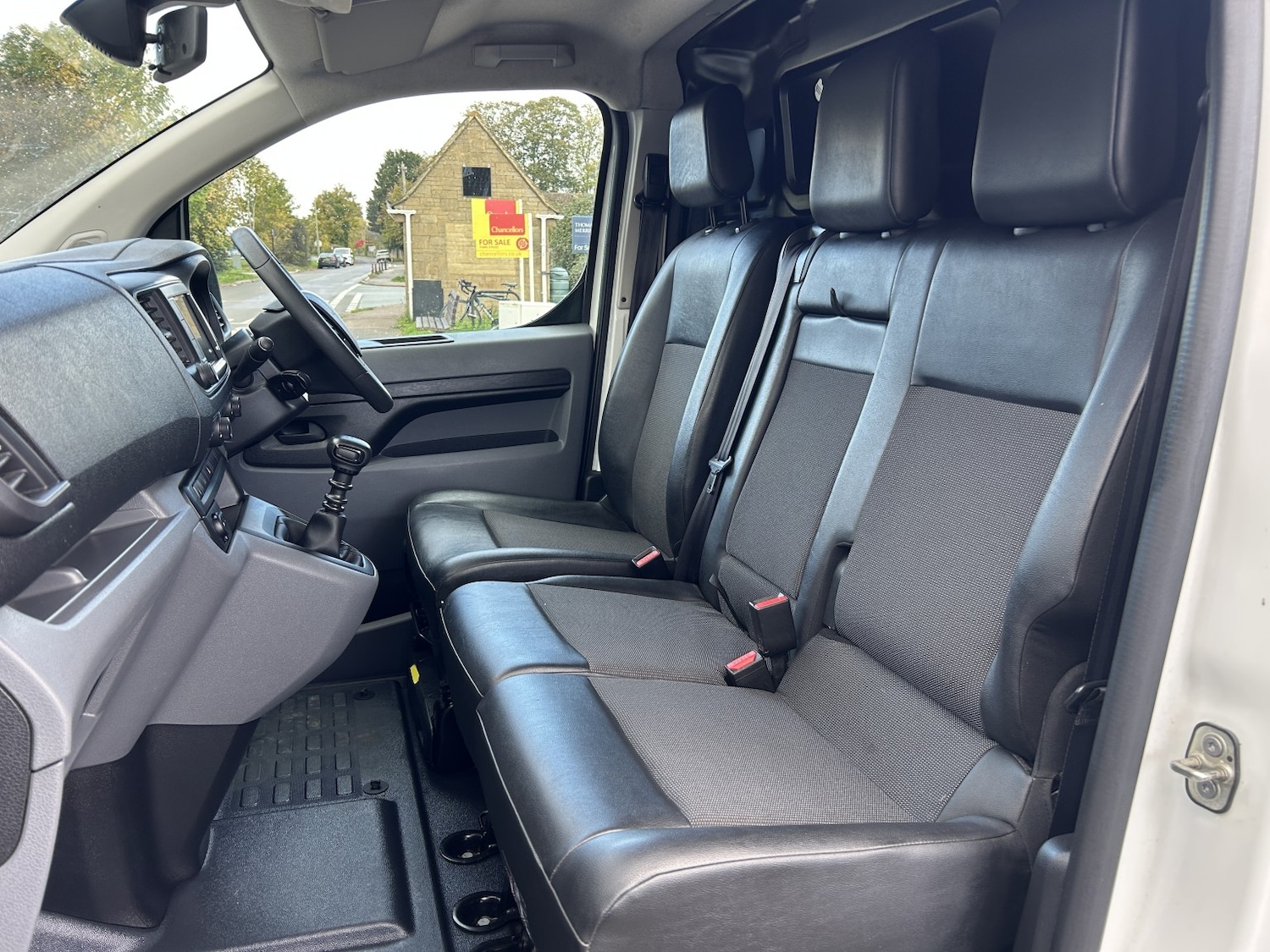 Used Peugeot Expert 2020 for sale - 76231805: Photo 9