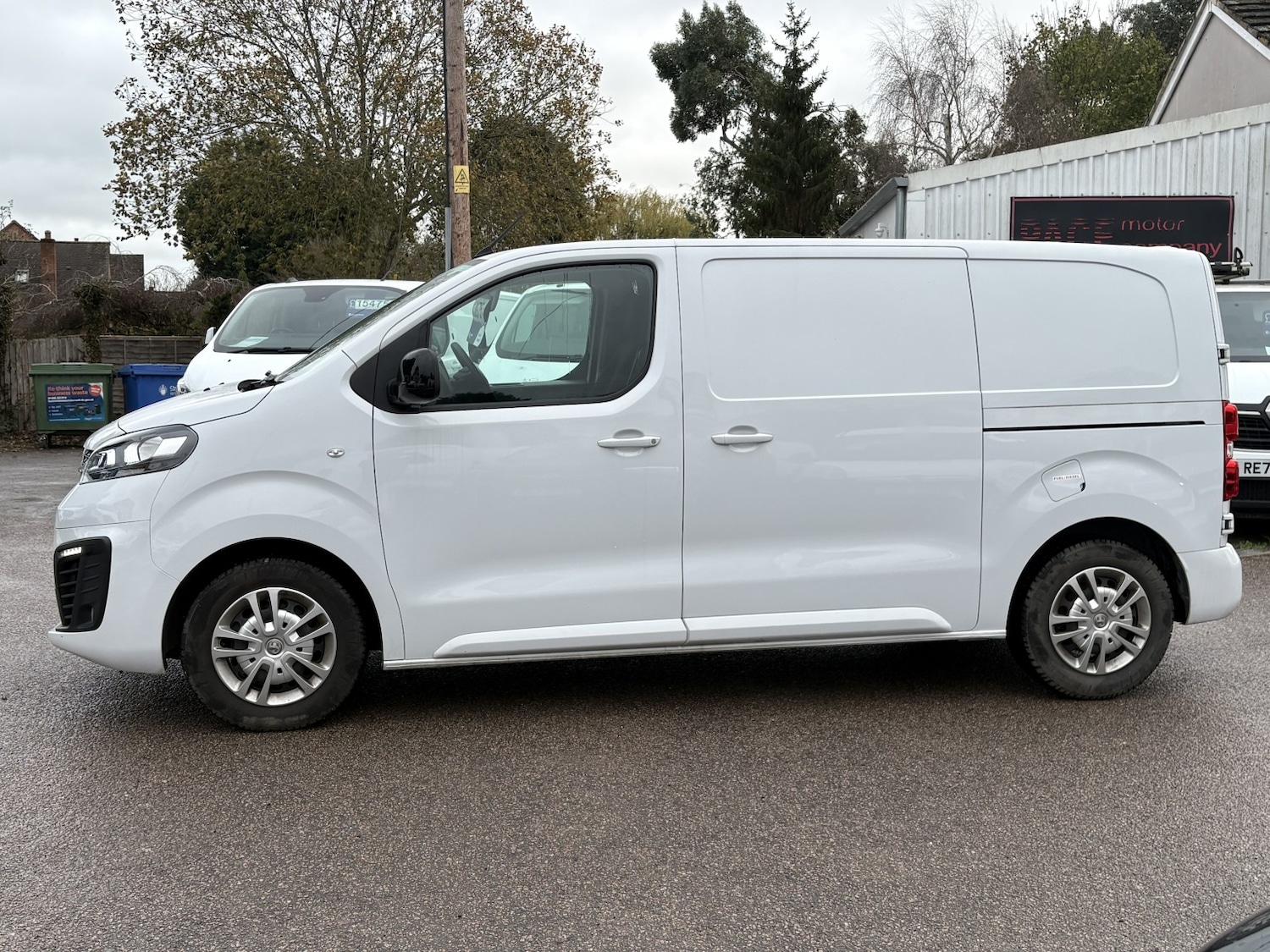 Used Vauxhall Vivaro 2022 for sale - 76725675: Photo 2