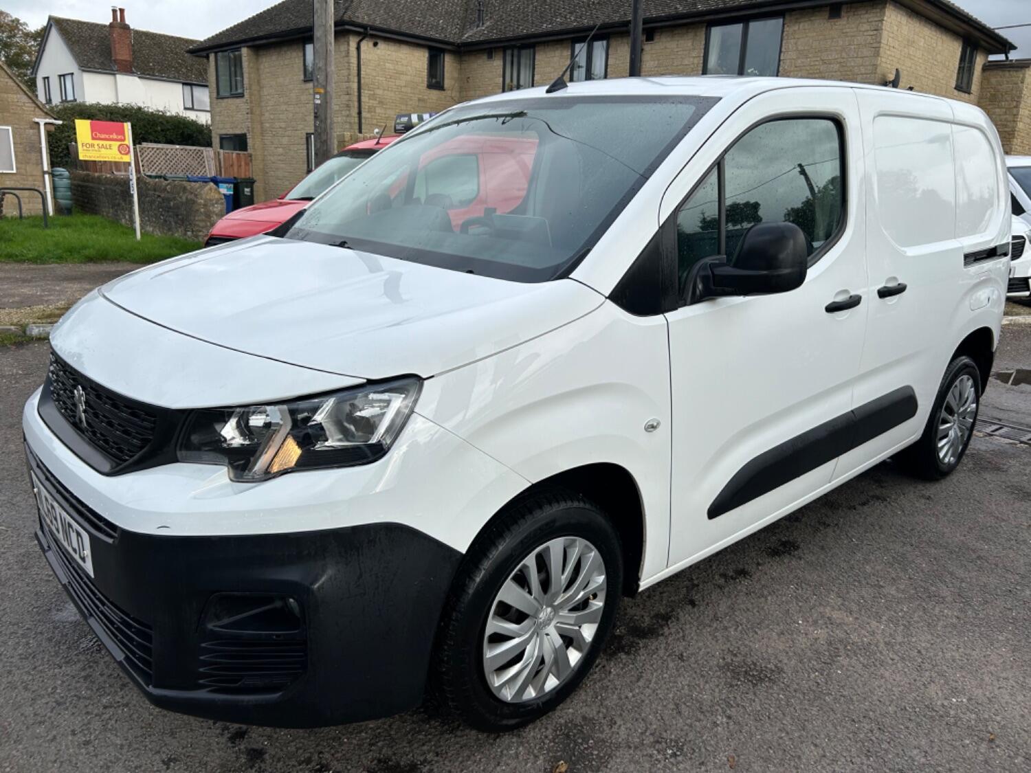 Used Peugeot Partner 2019 for sale - 76293260: Photo 1