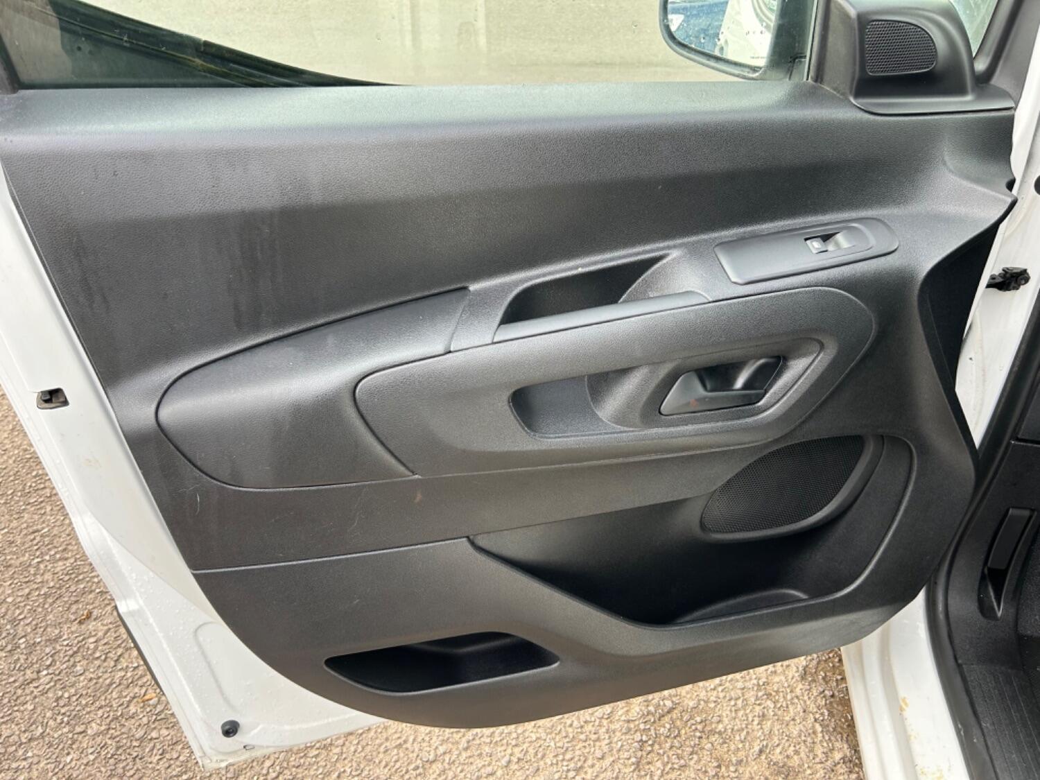Used Peugeot Partner 2019 for sale - 76293260: Photo 14