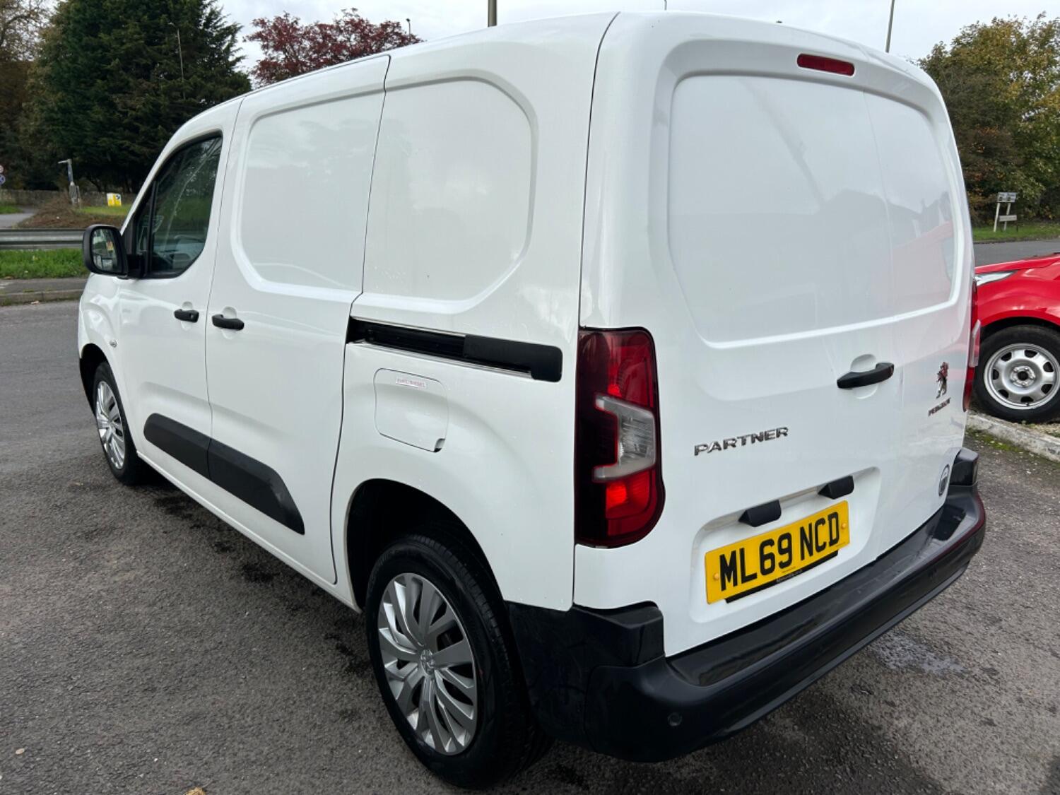 Used Peugeot Partner 2019 for sale - 76293260: Photo 3