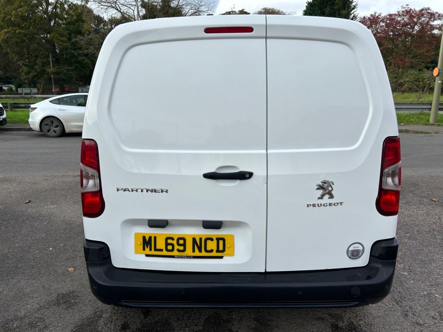 Used Peugeot Partner 2019 for sale - 76293260: Photo 4
