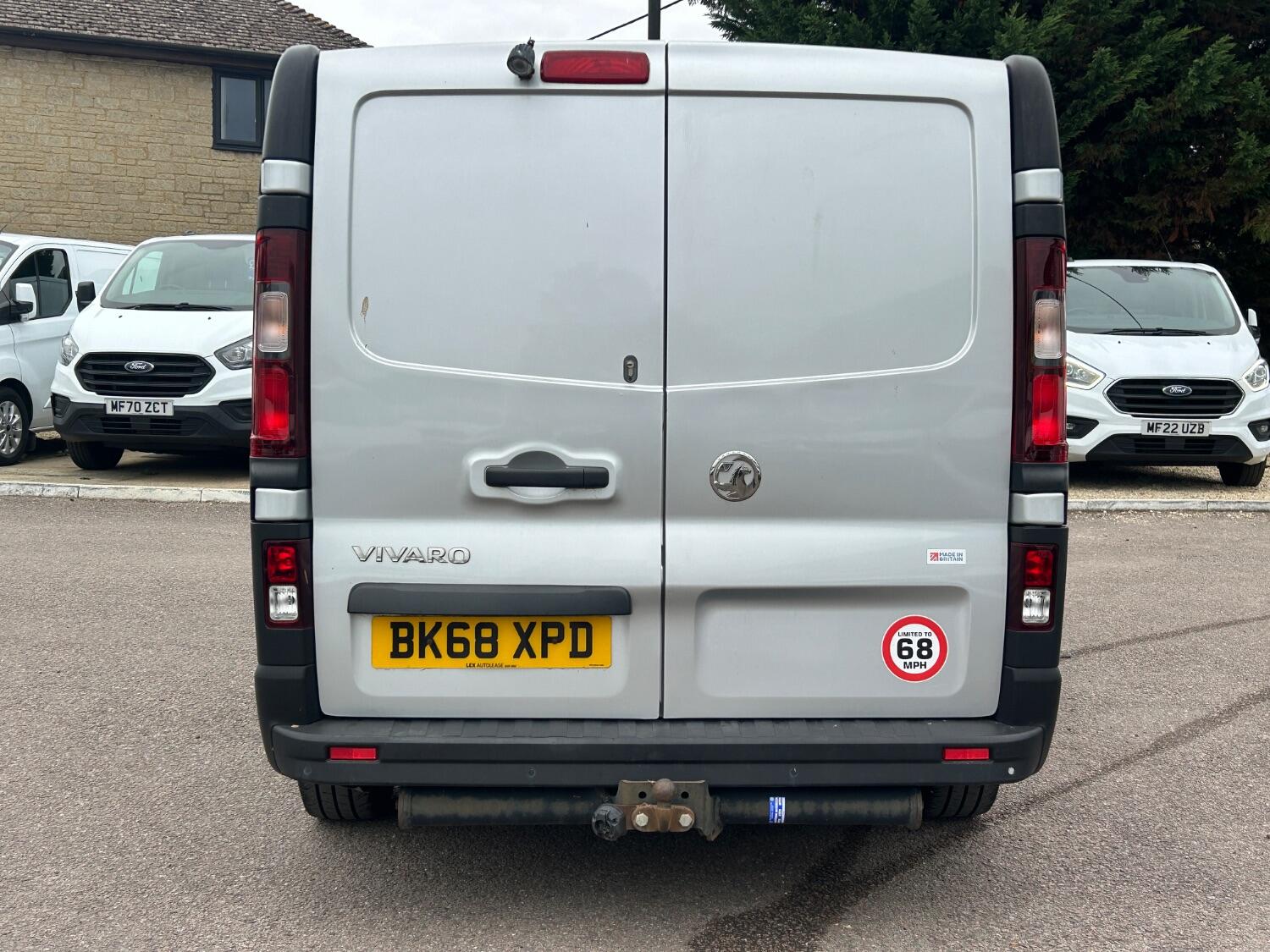 Used Vauxhall Vivaro 2018 for sale - 76120359: Photo 4