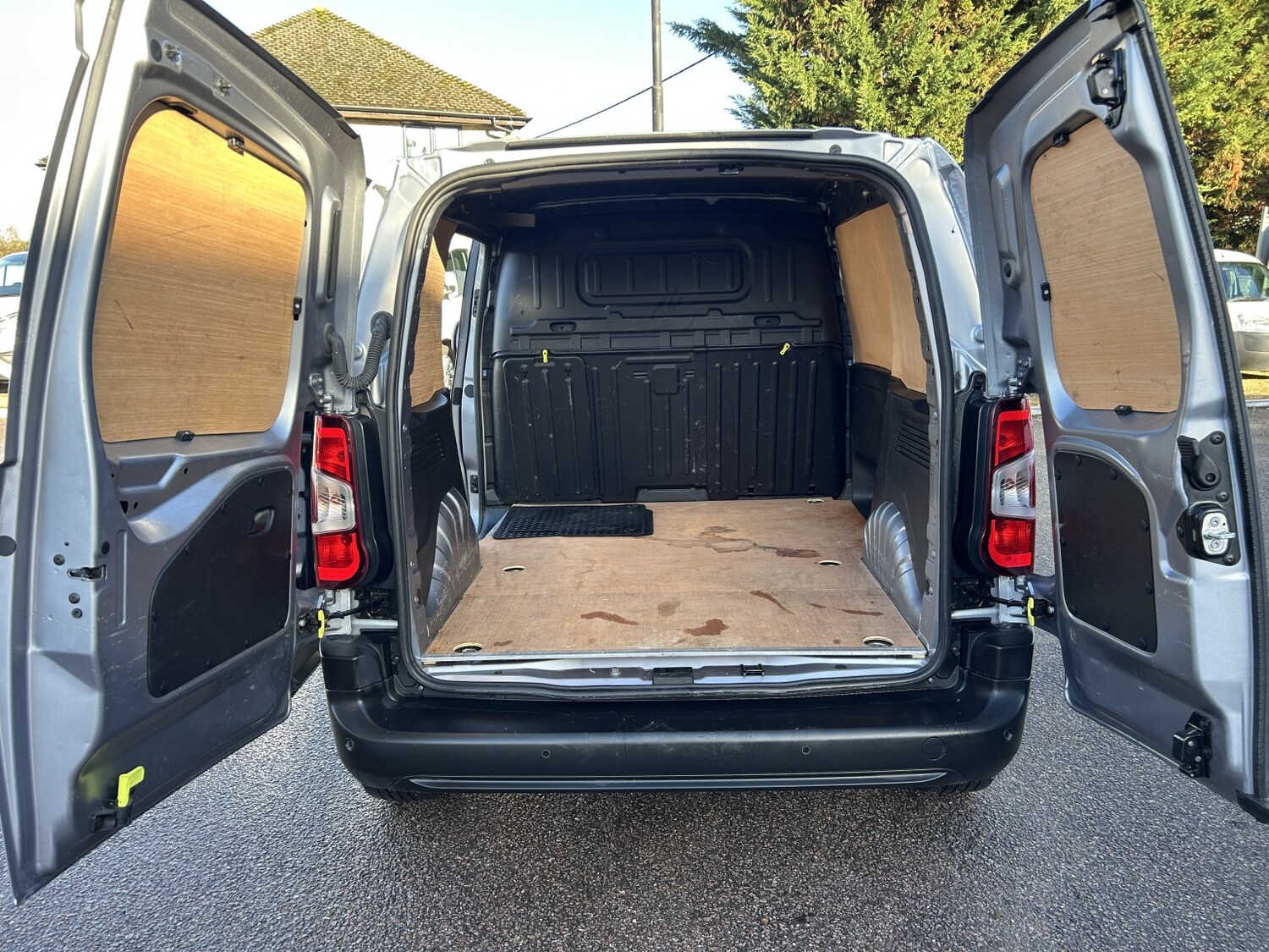 Used Peugeot Partner 2022 for sale - 76712811: Photo 16