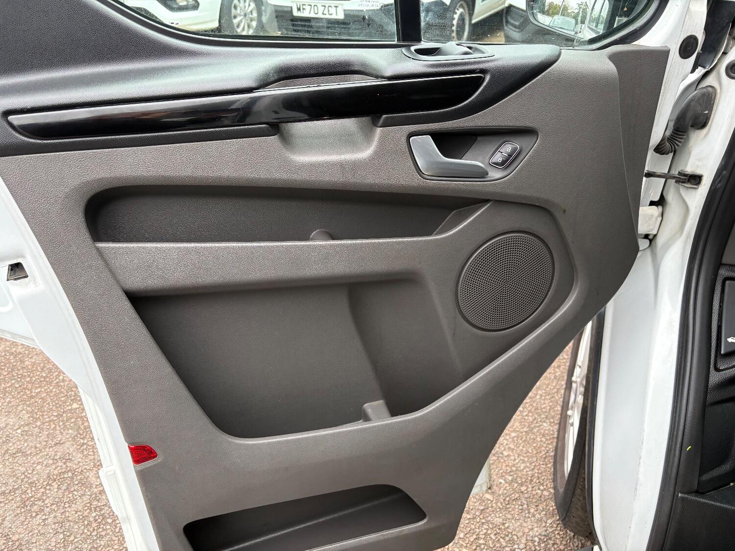 Used Ford Transit Custom 2022 for sale - 76246143: Photo 11