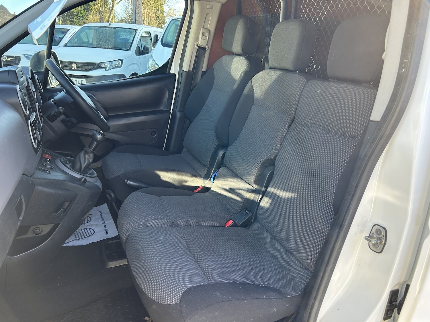 Used Peugeot Partner 2018 for sale - 76699328: Photo 11