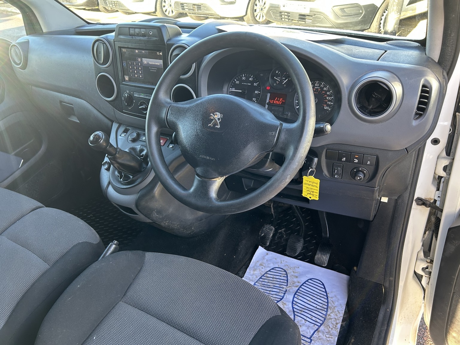 Used Peugeot Partner 2018 for sale - 76699328: Photo 18