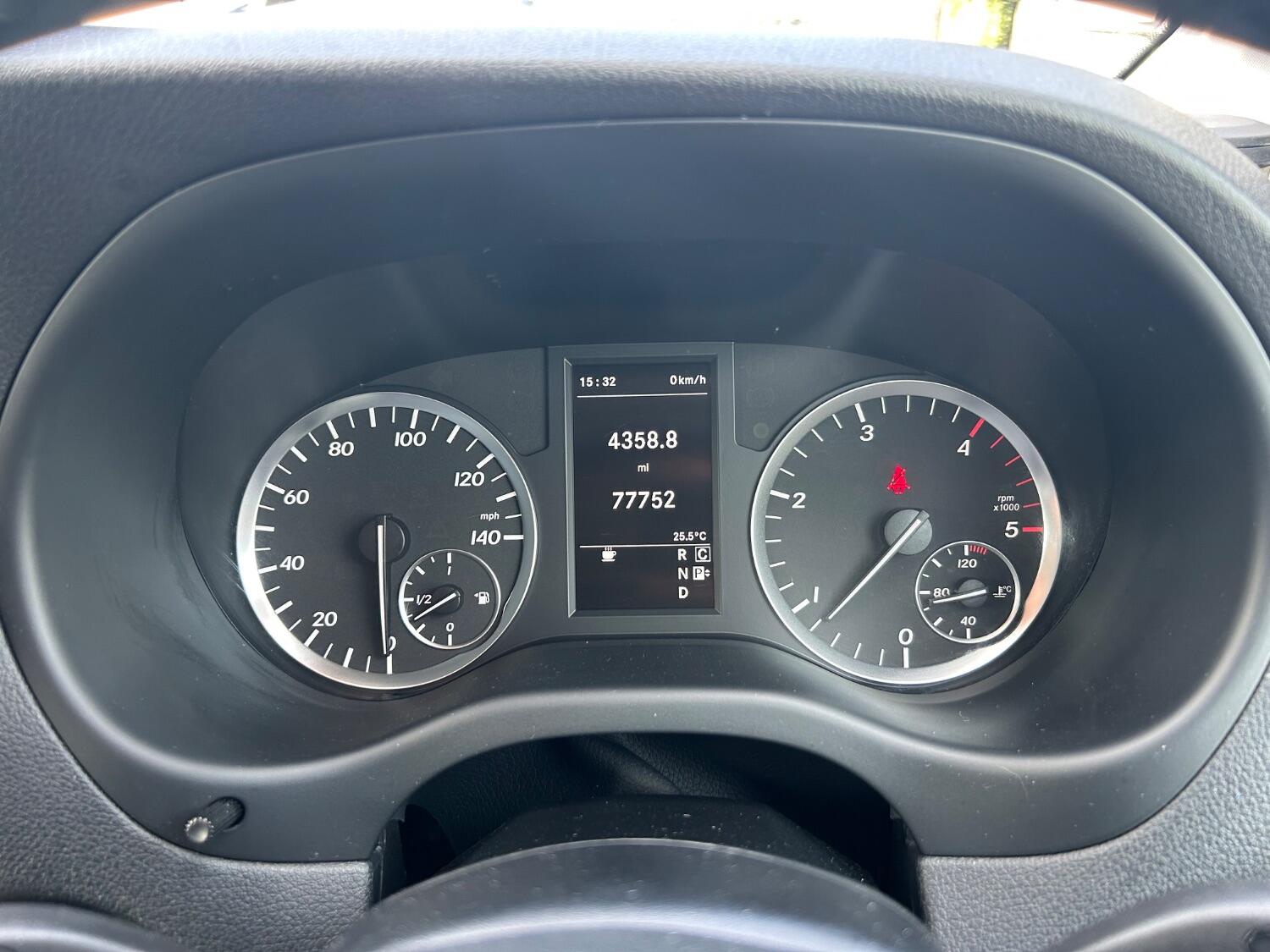 Used Mercedes-Benz Vito 2017 for sale - 76794169: Photo 9