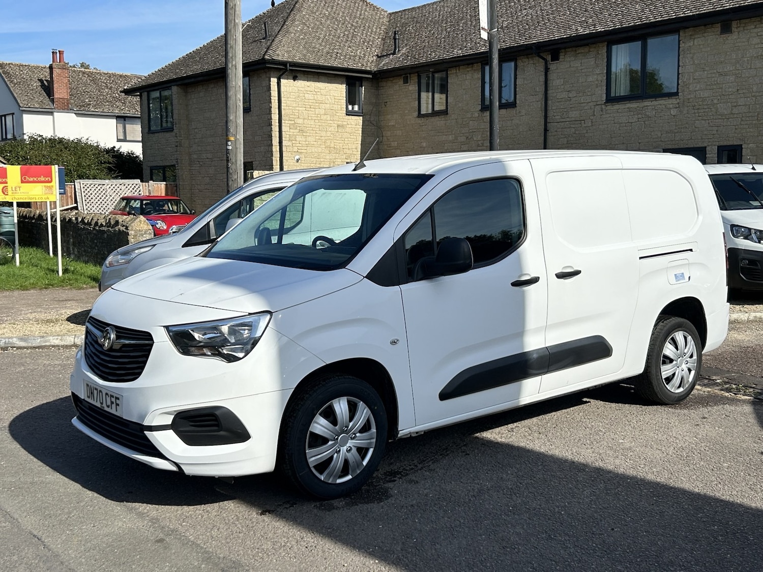 Used Vauxhall Combo 2020 for sale - 76198291: Photo 1