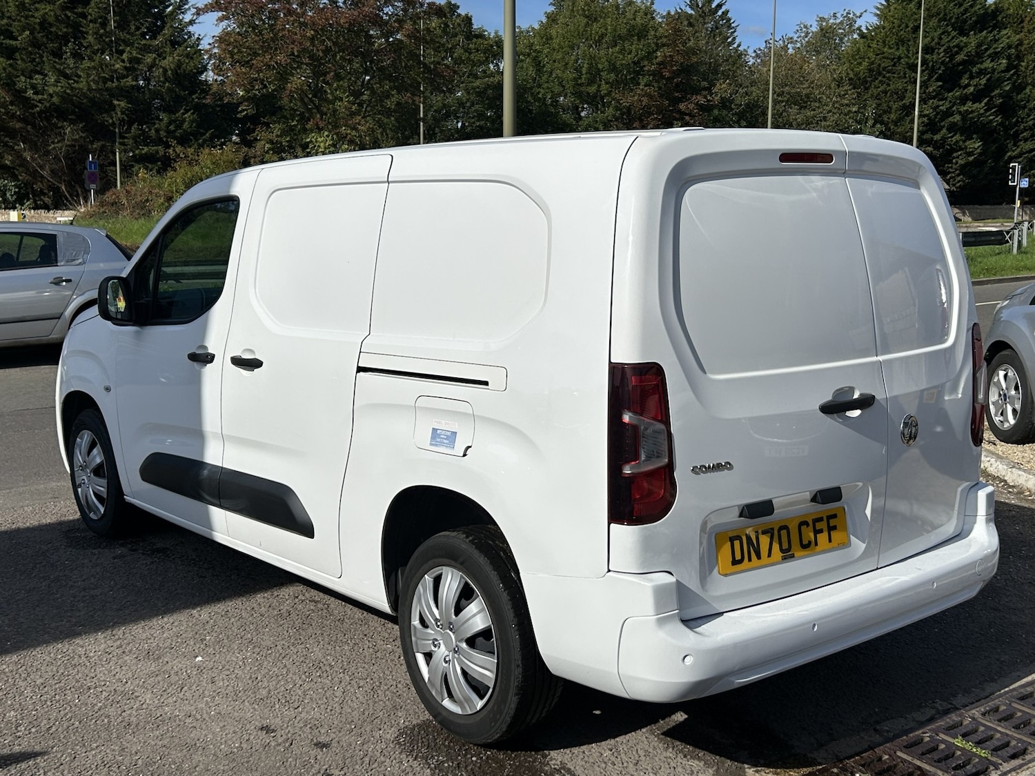 Used Vauxhall Combo 2020 for sale - 76198291: Photo 3