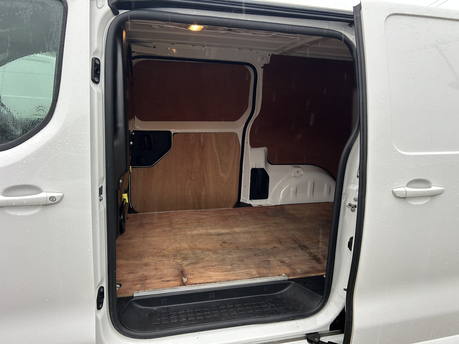 Used Vauxhall Vivaro 2021 for sale - 77154435: Photo 13