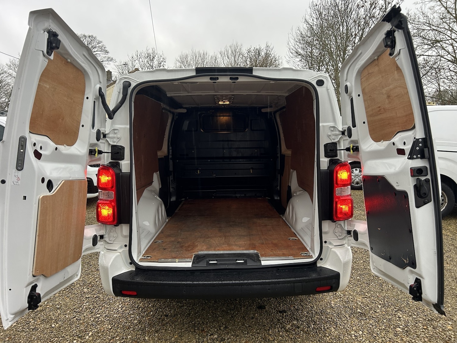 Used Vauxhall Vivaro 2021 for sale - 77154435: Photo 14