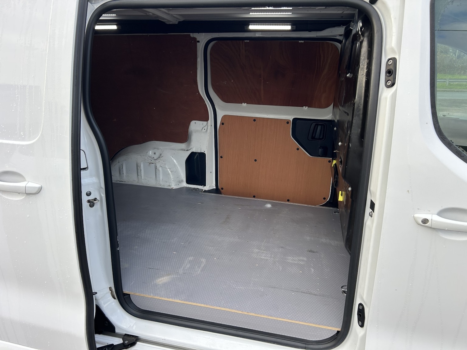 Used Vauxhall Vivaro 2020 for sale - 76896998: Photo 15